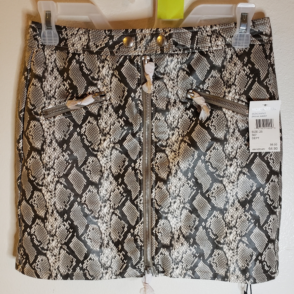 Size 25 BLANKNYC Break Away Snake skirt
